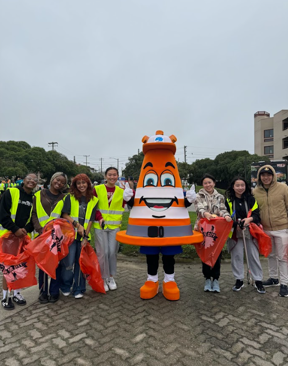 San Francisco Coastal Cleanup Day event